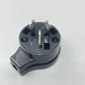 Adaptador eletr贸nico compacto