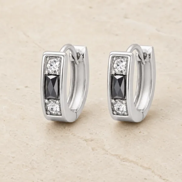 brincos prateados fashion geométricos preto e cristal em pedra clara, referência 85374-15