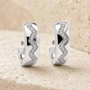 argolas prateadas sofisticadas com zigzag pav茅 e preto em pedra clara, refer锚ncia 85375-9