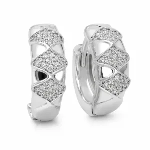 argolas prateadas com cristais e faixas entrela莽adas em fundo branco, refer锚ncia 85376-2