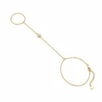 pulseira de mão dourada minimalista com cristal em fundo branco, referência 85473-1
