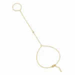 pulseira de mão dourada com cristal único em fundo branco, referência 85474-4